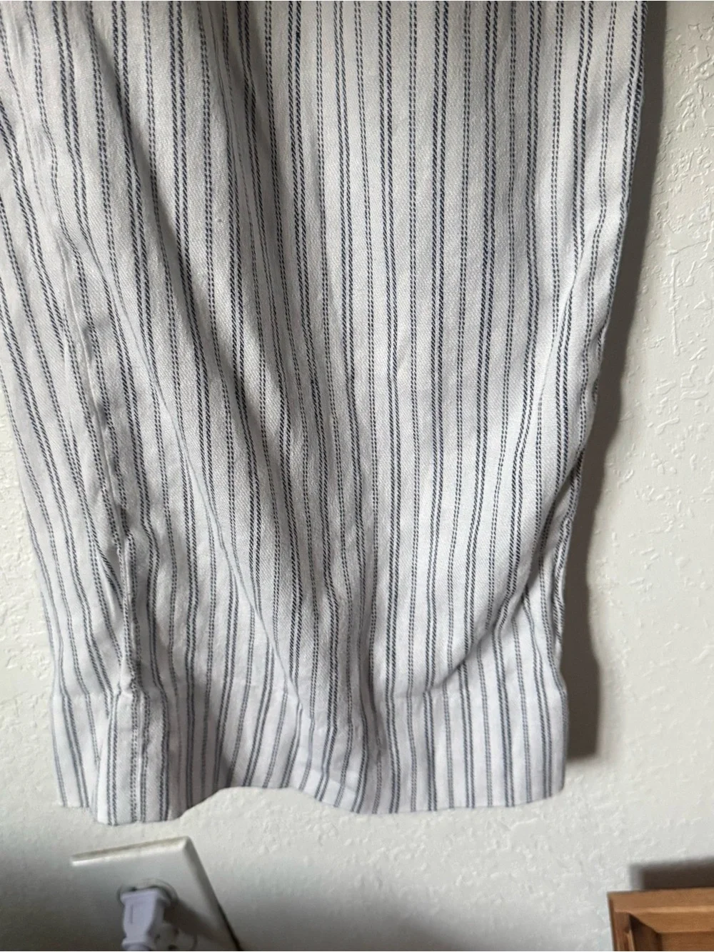 Banana Republic White Striped Cotton/Linen Blend Tie-Waist Pants, Paperbag